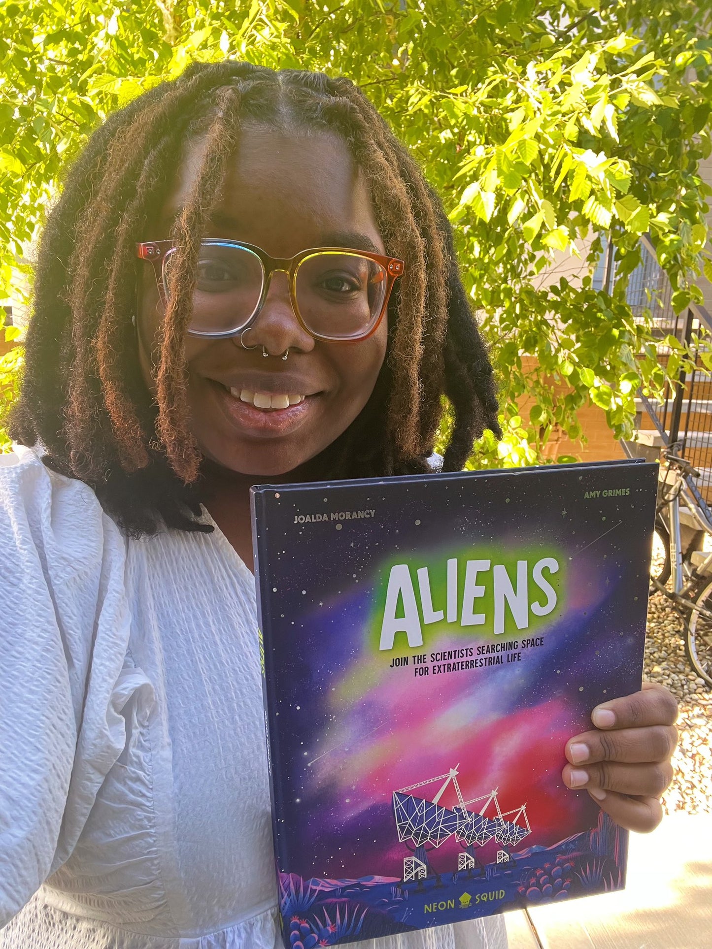 Priddy Books - Aliens: Join the Scientists Searching Space for Extraterrestrial Life